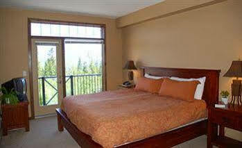 Glacier Mountaineer Hotel Golden